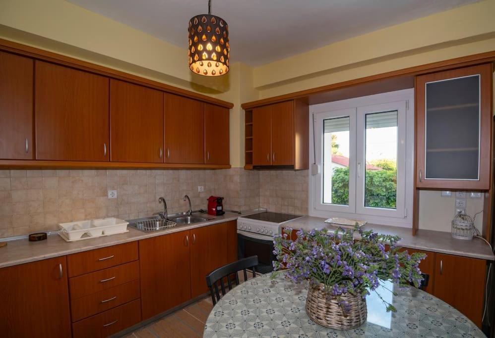 Μάνια Apartment Питагорио Екстериор снимка